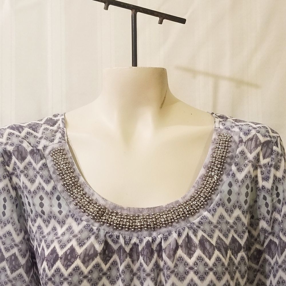 ‎Studio Y Geometric Pattern Ladies Peasant Blouse - Picture 6 of 8